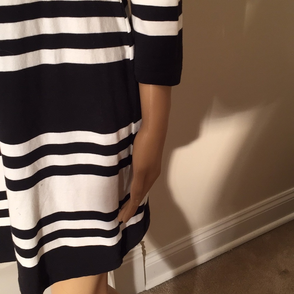 Beautiful Comfortable Knit!! - image 3